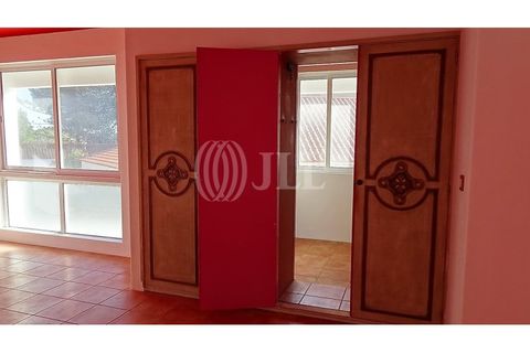Villa i Oeiras, Lisbon, Oeiras - € 1.950.000 | Ref: 78615 - foto 15