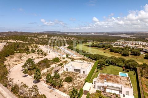 Helårsgrund i Vau, Leiria, Vau - € 295.000 | Ref: 90930 - foto 1
