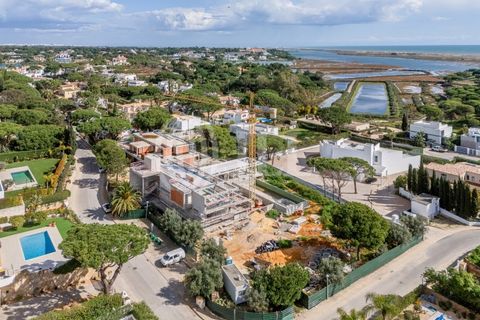 Villa i Almancil, Faro, Almancil - € 13.000.000 | Ref: 85797 - foto 2