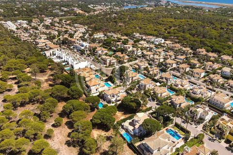 Helårsgrund i Almancil, Faro, Almancil - € 1.975.000 | Ref: 67100 - foto 1