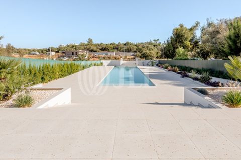Villa i Alvor, Faro, Alvor - € 2.550.000 | Ref: 92160 - foto 23
