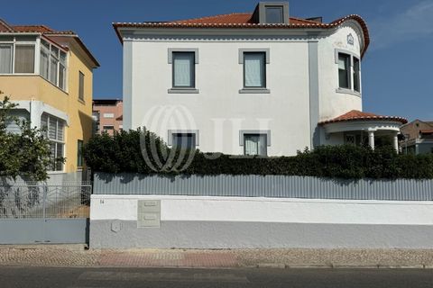 Villa a Carcavelos, Lisbon, Carcavelos - € 2.300.000 | Ref: 83933 - foto 2