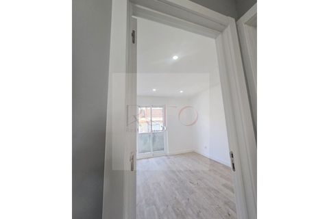 Lejlighed i Amadora, Lisbon, Amadora - € 349.000 | Ref: APA_11 - foto 25