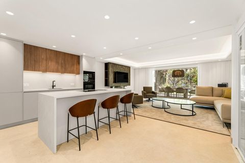 Villa i Estepona, Malaga, Estepona - € 2.599.000 | Ref: RKVelerin - foto 10