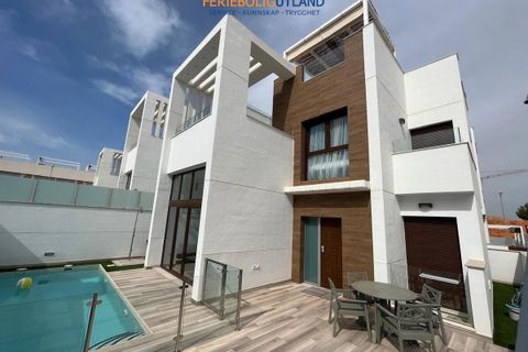 Villa a Torrevieja, Alicante, Torrevieja - € 479.000 | Ref: FBU19447 - foto 26