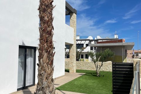 Byhus i Torrevieja, Alicante, Torrevieja - € 363.500 | Ref: 63305 - foto 2