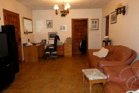 Villa a Iznajar, Cordoba, Iznajar - € 299.000 | Ref: XL4648 - foto 8
