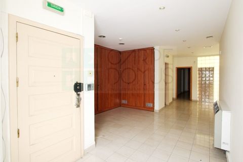 Erhvervsejendom i Carnaxide, Lisbon, Carnaxide - € 395.000 | Ref: OFI_3913 - foto 11