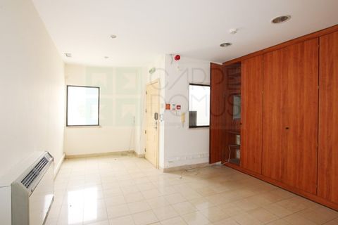 Erhvervsejendom i Carnaxide, Lisbon, Carnaxide - € 395.000 | Ref: OFI_3913 - foto 35
