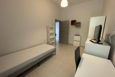 Apartament a Caserta, Caserta, Caserta - € 300/mes | Ref: SF54 - foto 3