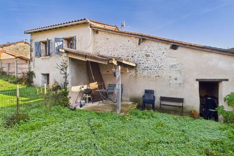 Landsbyhus i Aubeterre-sur-Dronne, Charente, Aubeterre-sur-Dronne - € 138.975 | Ref: BVI83859 - foto 2
