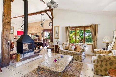 Villa i Aubeterre-sur-Dronne, Charente, Aubeterre-sur-Dronne - € 475.000 | Ref: BVI79706 - foto 3