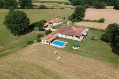Villa i Aubeterre-sur-Dronne, Charente, Aubeterre-sur-Dronne - € 475.000 | Ref: BVI79706 - foto 5