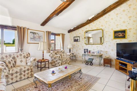 Villa i Aubeterre-sur-Dronne, Charente, Aubeterre-sur-Dronne - € 475.000 | Ref: BVI79706 - foto 7