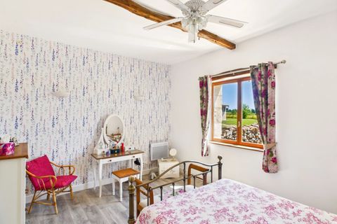 Villa i Aubeterre-sur-Dronne, Charente, Aubeterre-sur-Dronne - € 475.000 | Ref: BVI79706 - foto 11