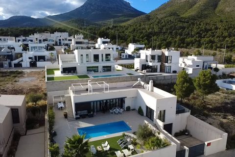 Villa i Polop, Alicante, Polop - € 720.000 | Ref: NCB8538 - foto 1