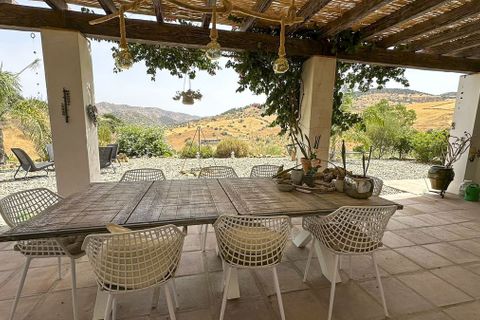 Cortijo i Alora, Malaga, Alora - € 349.999 | Ref: R5154880 - foto 13