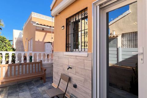 Villa a Orihuela, Alicante, Orihuela - € 219.000 | Ref: C-1172 - foto 33