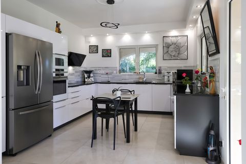 Villa a Meyreuil, Bouches-du-Rhone, Meyreuil - € 1.499.000 | Ref: HH-16020812 - foto 11