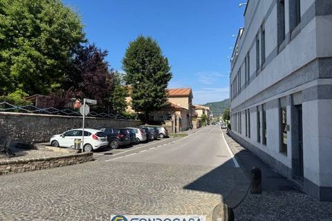 Erhvervsejendom i Capriolo, Brescia, Capriolo - € 79.900 | Ref: capr.0909.cfr - foto 4