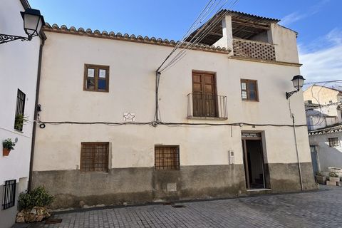 Landejendom i Baza, Granada, Baza - € 35.000 | Ref: v3135 - foto 2