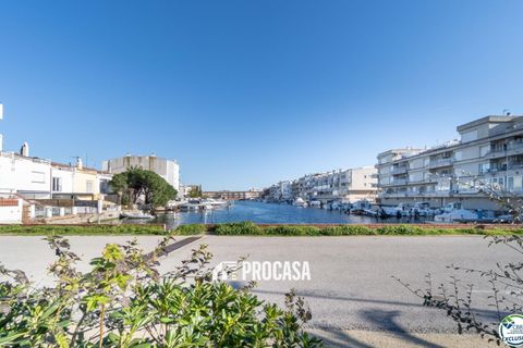 Villa i Empuriabrava, Gerona, Empuriabrava - € 425.000 | Ref: 4103 - foto 11