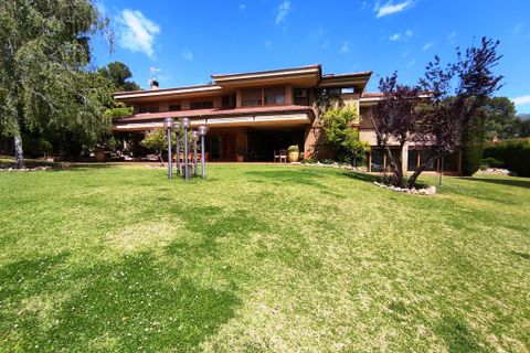 Villa i Cocentaina, Alicante, Cocentaina - € 1.950.000 | Ref: 2985 - foto 2