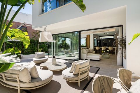 Villa a Marbella, Malaga, Marbella - € 3.500.000 | Ref: NEWV8456 - foto 12