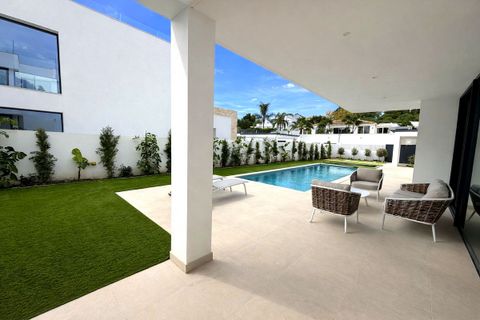 Villa a Atalaya Isdabe, Malaga, Atalaya Isdabe - € 1.950.000 | Ref: R4014661 - foto 10