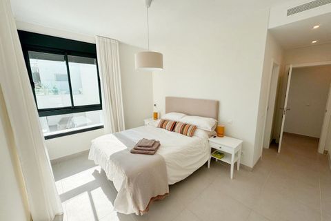 Penthouse i Estepona, Malaga, Estepona - € 595 000 | Ref: R5027092 - foto 15