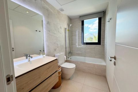 Penthouse i Estepona, Malaga, Estepona - € 595 000 | Ref: R5027092 - foto 20