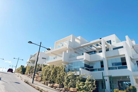 Penthouse i Estepona, Malaga, Estepona - € 595 000 | Ref: R5027092 - foto 32