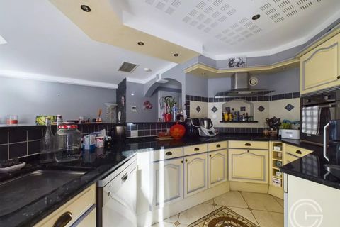 Villa i Contes, Alpes-Maritimes, Contes - € 725.000 | Ref: IVGT1196 - foto 6