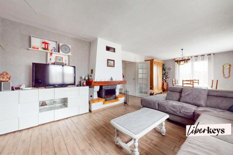 Villa i Corbas, Rhone, Corbas - € 410.000 | Ref: DOM20894 - foto 2