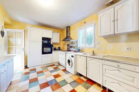 Villa en Saintes, Charente-Maritime, Saintes - € 329.000 | Ref: DOM15571 - photo 7