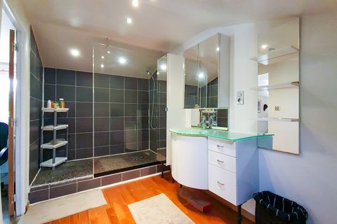 Villa a Aix-en-Provence, Bouches-du-Rhone, Aix-en-Provence - € 1.150.000 | Ref: HH-16033131 - foto 18