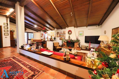 Villa a Taranto, Taranto, Taranto - € 450.000 | Ref: 45001 - foto 11