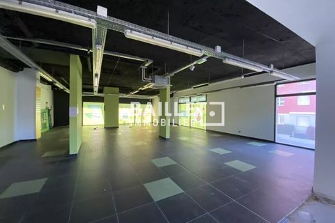 L'establiment comercial a Saint-Raphaël, Var, Saint-Raphaël - € 3.900/mes | Ref: 0274 - foto 5