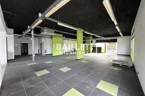 L'establiment comercial a Saint-Raphaël, Var, Saint-Raphaël - € 3.900/mes | Ref: 0274 - foto 8