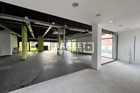 L'establiment comercial a Saint-Raphaël, Var, Saint-Raphaël - € 3.900/mes | Ref: 0274 - foto 9