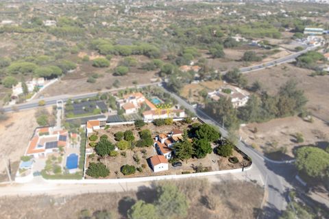 Villa i Lagoa, Faro, Lagoa - € 775.000 | Ref: LTH200 - foto 1