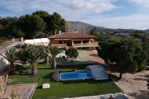 Villa a Petrer, Alicante, Petrer - € 775.000 | Ref: GMJ2152 - foto 4