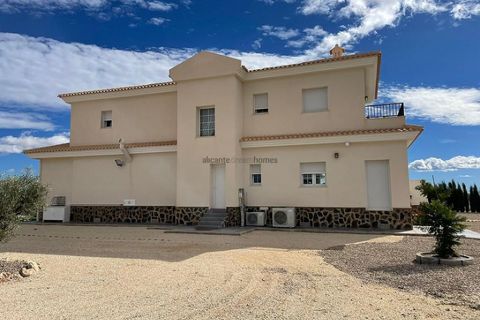 Villa i Pinoso, Alicante, Pinoso - € 611.000 | Ref: HL2032 - foto 14