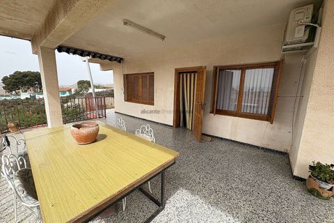 Landejendom i Petrer, Alicante, Petrer - € 349.900 | Ref: JJMAO7381 - foto 22