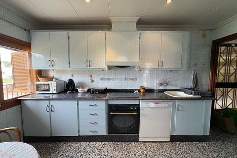 Landejendom i Petrer, Alicante, Petrer - € 349.900 | Ref: JJMAO7381 - foto 32