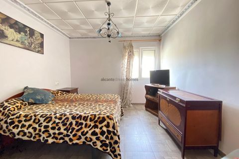 Landsbyhus i Pinoso, Alicante, Pinoso - € 149.995 | Ref: ELS9040 - foto 16