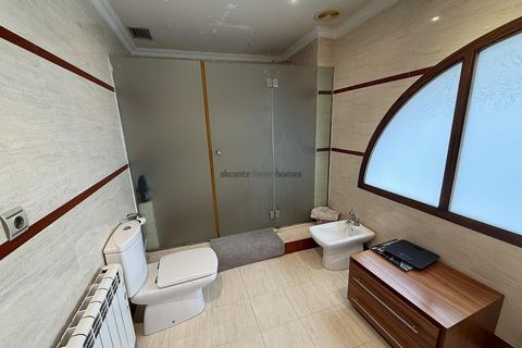 Villa i Elda, Alicante, Elda - € 385.000 | Ref: CC0630 - foto 35