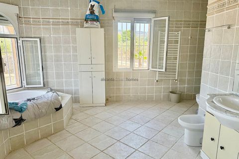 Villa a Onil, Alicante, Onil - € 498.000 | Ref: JJMA7403 - foto 10