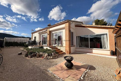 Villa a Castalla, Alicante, Castalla - € 449.995 | Ref: JJ7244 - foto 2