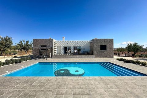 Villa i Pinoso, Alicante, Pinoso - € 309.995 | Ref: PN2025 - foto 2